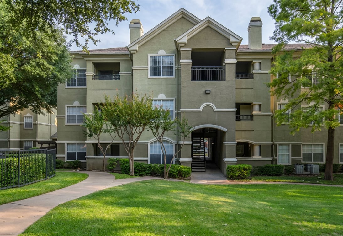 530 Buckingham